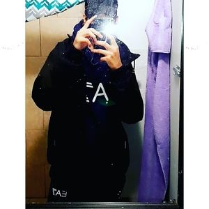 Meet your Posher, Kaelin